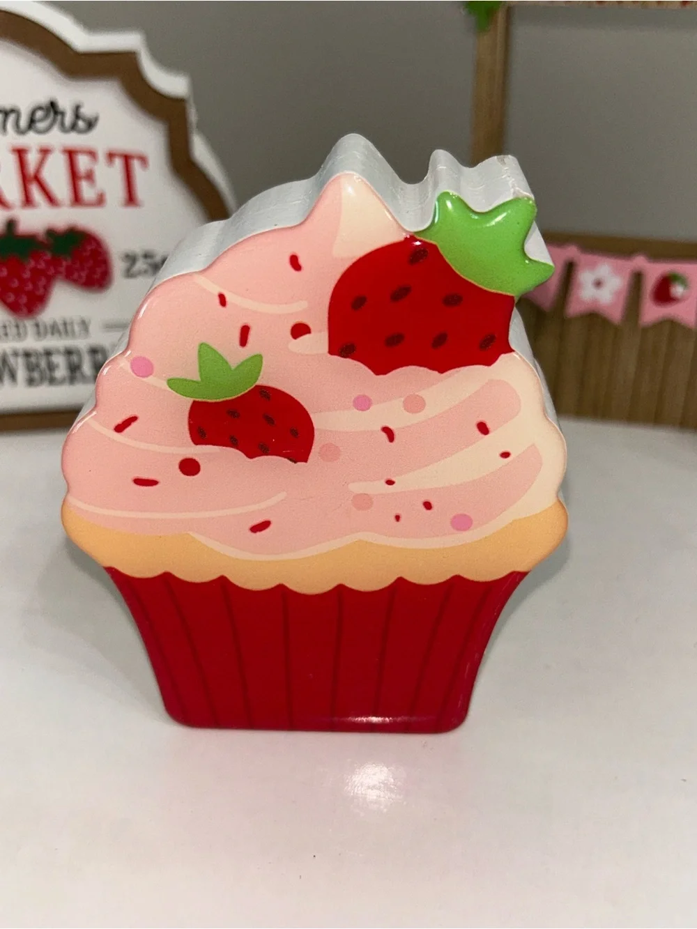 The Spring Shop Strawberry Party Wooden Decor Set - Red, Pink, Green, White